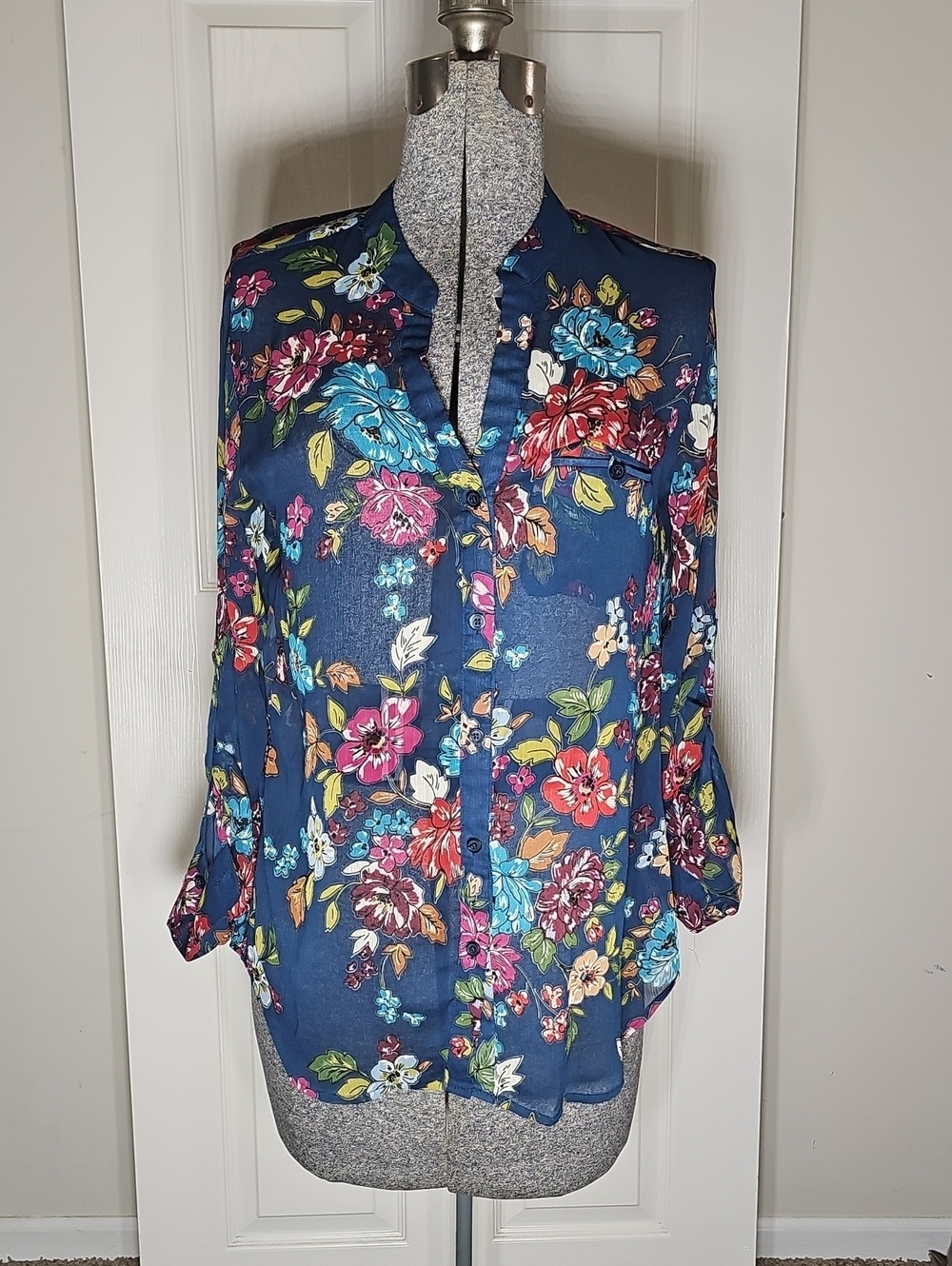 KUT from the Kloth Jasmine Blue Floral Sheer Button-Down Blouse Roll-Tab SleeveM